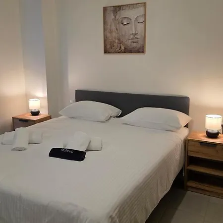 Appartamento Mini 7 Patras