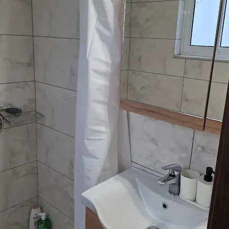 Mini 7 Apartment Patras